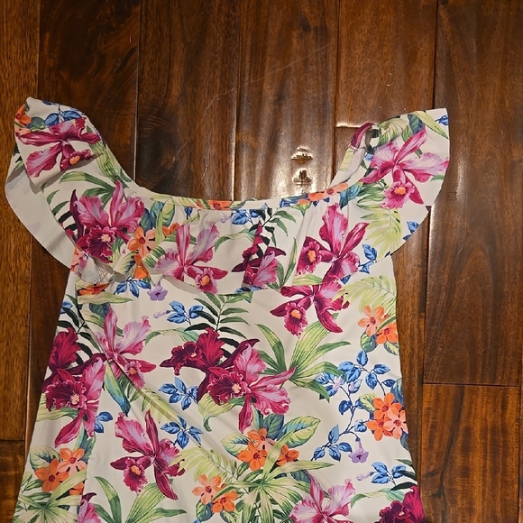 Floral Ruffle Dress - Picture 3 of 5